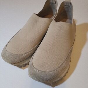 Blondo Lakelyn Knit Slip‎ On Sneakers Sand Beige Women's Comfort Shoes SZ 8.5